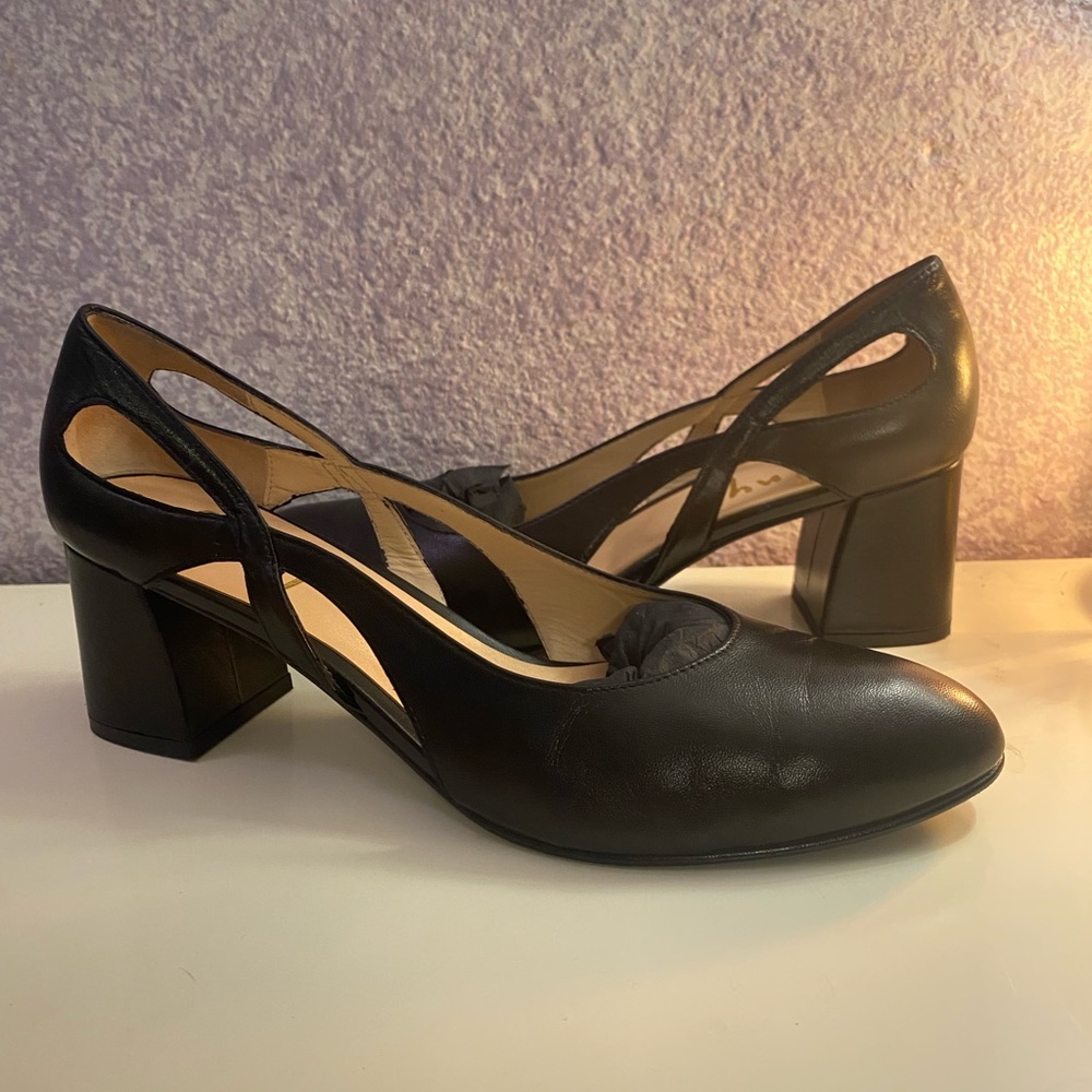 Black block heels cut out design size 9 short heel